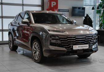 Подержанный автомобиль Jetour Dashing 2023 года (3 фото)