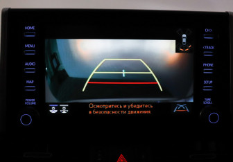 Подержанный автомобиль Toyota RAV4 2020 года (20 фото)