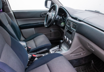 Подержанный автомобиль Subaru Forester Suv 2006 года (9 фото)