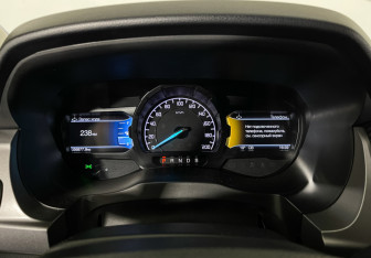 Подержанный автомобиль Ford Ranger 2021 года (11 фото)