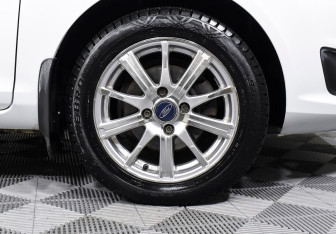 Подержанный автомобиль Ford Fiesta Sedan 2016 года (9 фото)