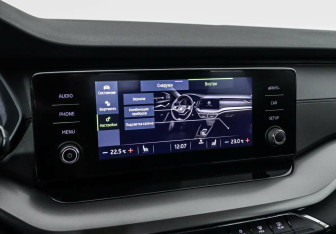 Подержанный автомобиль Skoda Octavia Liftback 2020 года (12 фото)
