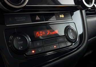 Подержанный автомобиль Mitsubishi Outlander 2019 года (21 фото)