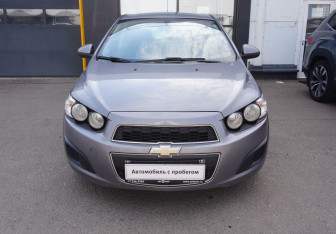 Подержанный автомобиль Chevrolet Aveo Hatchback 2012 года (2 фото)
