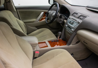 Подержанный автомобиль Toyota Camry Sedan 2008 года (9 фото)