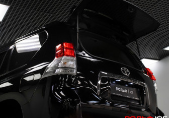 Подержанный автомобиль Toyota Land Cruiser Prado 2012 года (21 фото)