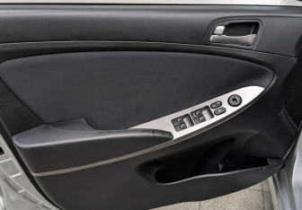 Подержанный автомобиль Hyundai Solaris Sedan 2016 года (19 фото)