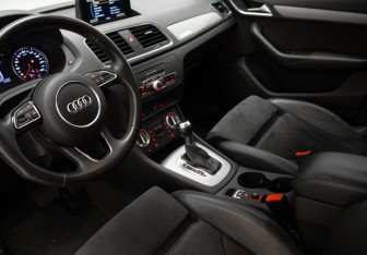 Подержанный автомобиль Audi Q3 2013 года (7 фото)