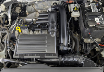 Подержанный автомобиль Volkswagen Tiguan 2021 года (9 фото)