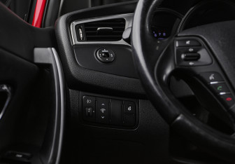 Подержанный автомобиль Kia Ceed Hatchback 2016 года (8 фото)