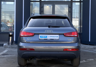 Подержанный автомобиль Audi Q3 2012 года (6 фото)
