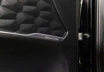 Подержанный автомобиль Hyundai Santa Fe 2022 года (16 фото)