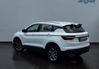 Подержанный автомобиль Geely Coolray 2023 года (6 фото)