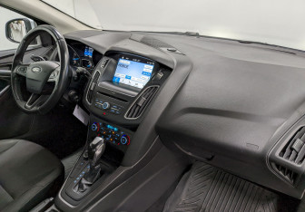Подержанный автомобиль Ford Focus Hatchback 2019 года (19 фото)