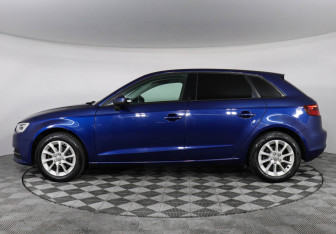 Подержанный автомобиль Audi A3 Hatchback 2013 года (8 фото)