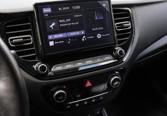 Подержанный автомобиль Hyundai Solaris Sedan 2021 года (11 фото)