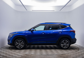 Подержанный автомобиль Kia Seltos 2022 года (8 фото)