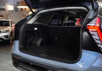 Новый Geely Atlas 2025 (14 фото)