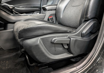 Подержанный автомобиль Москвич 3 2023 года (23 фото)