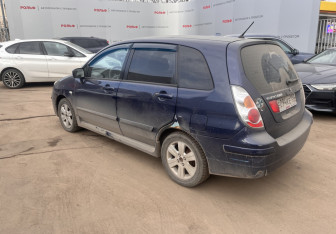 Подержанный автомобиль Suzuki Liana Wagon 2007 года (5 фото)