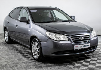 Подержанный автомобиль Hyundai Elantra Sedan 2008 года (3 фото)
