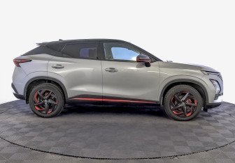 Подержанный автомобиль Omoda C5 2023 года (4 фото)
