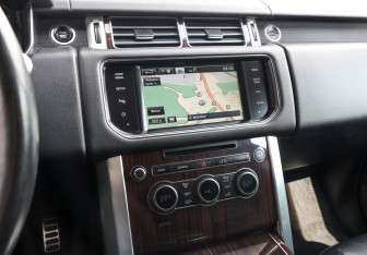 Подержанный автомобиль Land Rover Range Rover 2014 года (20 фото)