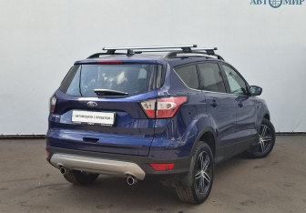 Подержанный автомобиль Ford Kuga 2017 года (5 фото)