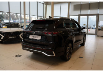 Новый Volkswagen Tiguan 2025 (5 фото)