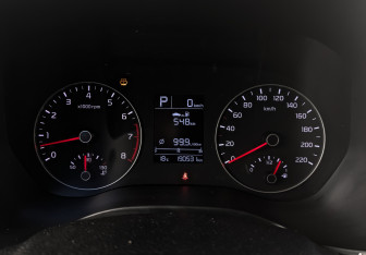 Подержанный автомобиль Kia Rio Hatchback 2021 года (15 фото)