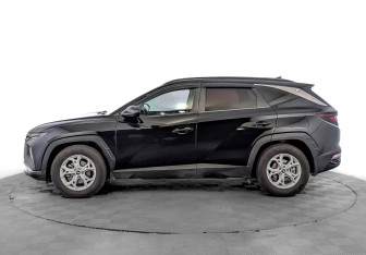 Подержанный автомобиль Hyundai Tucson 2021 года (8 фото)