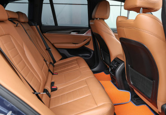 Подержанный автомобиль BMW X3 2018 года (11 фото)