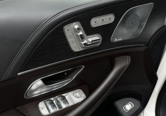 Подержанный автомобиль Mercedes-Benz GLE 2019 года (14 фото)