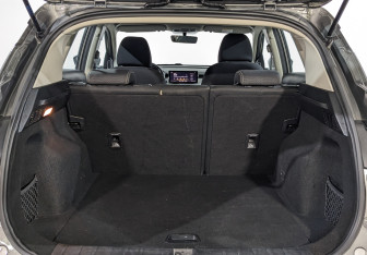 Подержанный автомобиль Geely Coolray 2022 года (10 фото)