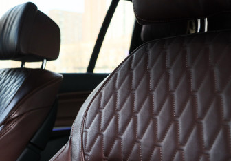 Подержанный автомобиль BMW X7 2021 года (26 фото)