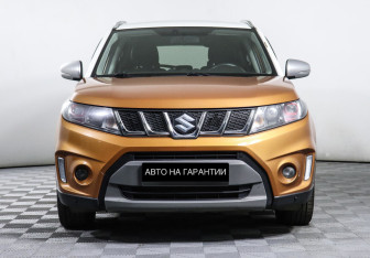 Подержанный автомобиль Suzuki Vitara 2016 года (2 фото)