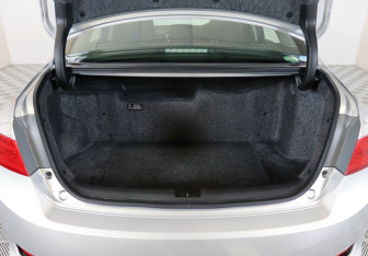 Подержанный автомобиль Honda Accord Sedan 2014 года (23 фото)