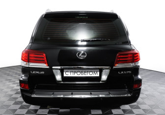 Подержанный автомобиль Lexus LX 2012 года (6 фото)