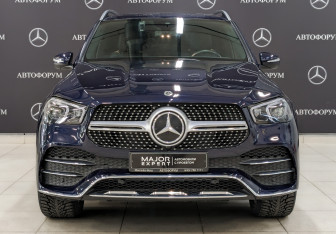 Подержанный автомобиль Mercedes-Benz GLE 2021 года (2 фото)