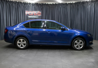 Подержанный автомобиль Skoda Octavia Liftback 2018 года (4 фото)