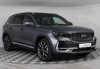 Подержанный автомобиль Geely Monjaro 2024 года (3 фото)