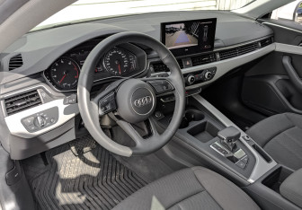 Подержанный автомобиль Audi A5 Liftback 2021 года (15 фото)