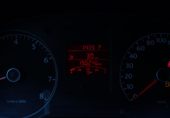 Подержанный автомобиль Volkswagen Polo Sedan 2012 года (15 фото)