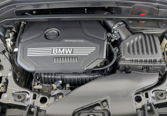 Подержанный автомобиль BMW X2 2021 года (9 фото)