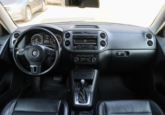 Подержанный автомобиль Volkswagen Tiguan 2011 года (9 фото)