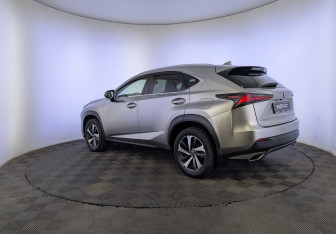 Подержанный автомобиль Lexus NX 2018 года (7 фото)