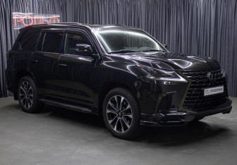 Подержанный автомобиль Lexus LX 2020 года (3 фото)