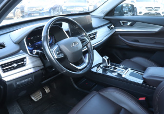 Подержанный автомобиль Chery Tiggo 8 Pro 2021 года (13 фото)