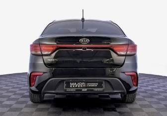 Подержанный автомобиль Kia Rio Sedan 2019 года (6 фото)