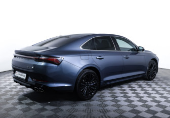 Подержанный автомобиль Geely Preface 2024 года (5 фото)